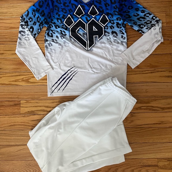 ICONIC Cheer Athletics Cheetahs Mens Cheer Uniform - Picture 2 of 3